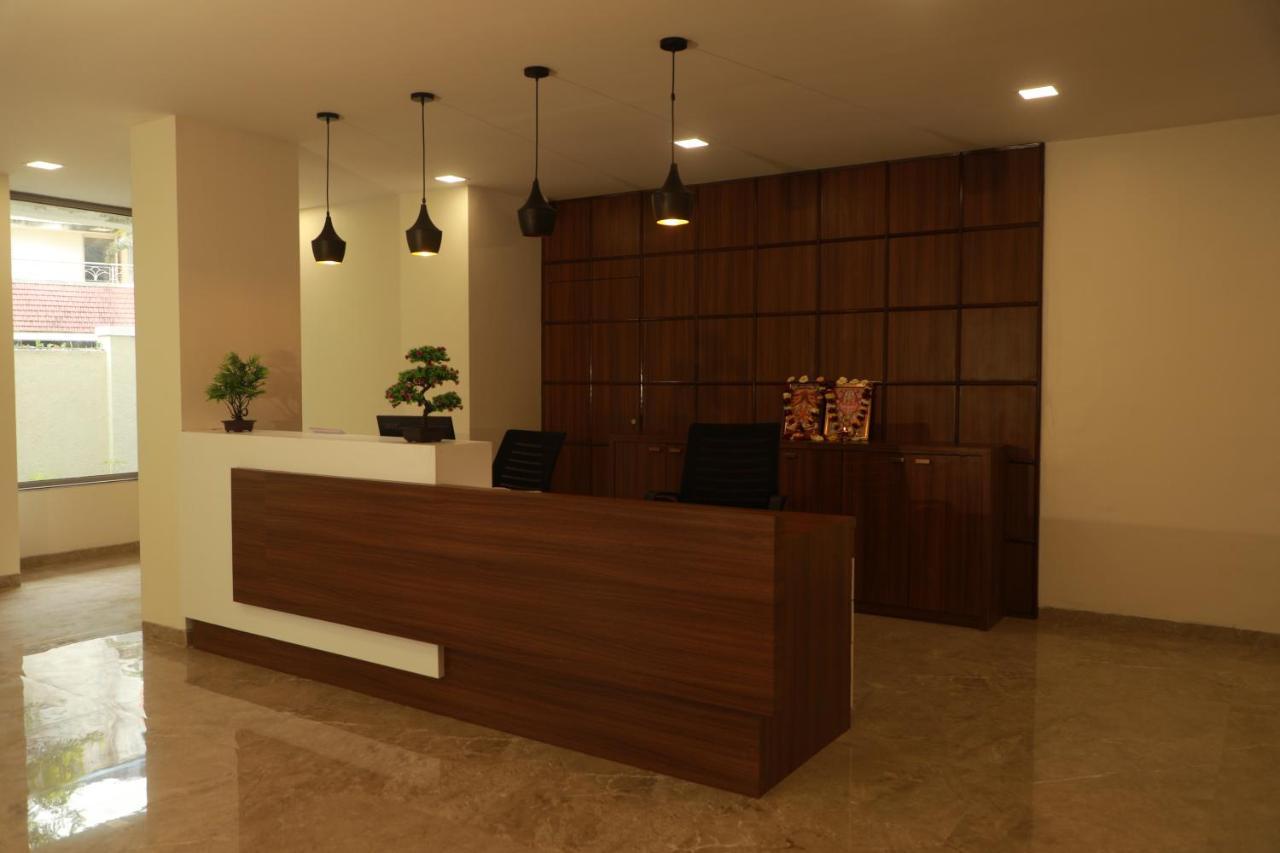 Serenity By Monarch, Baner Pune Méribel Village Esterno foto